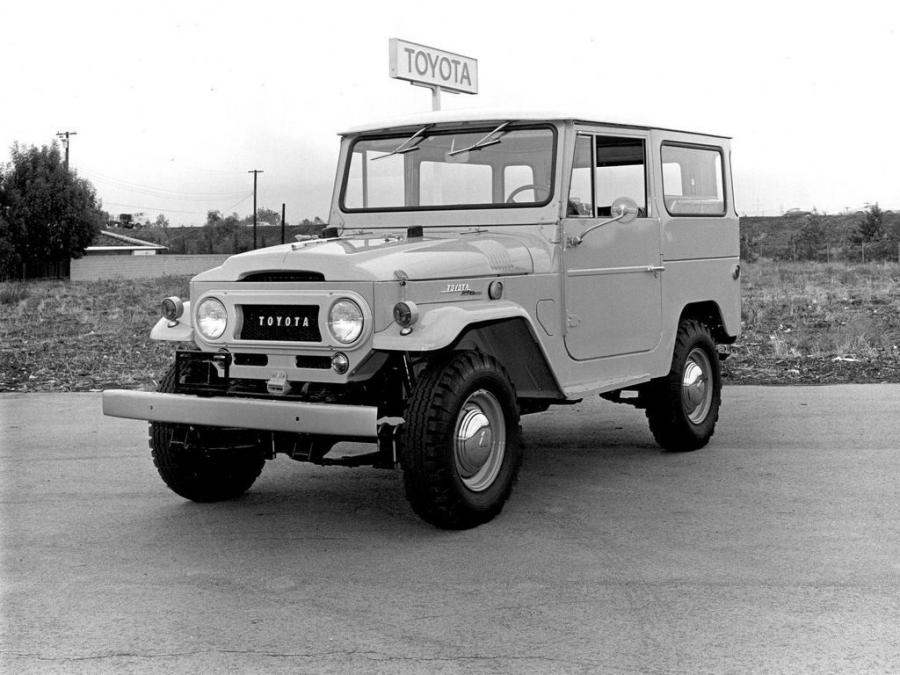  Toyota Land Cruiser 40 (FJ40VL) 1961 года  (фото 3 из 4)